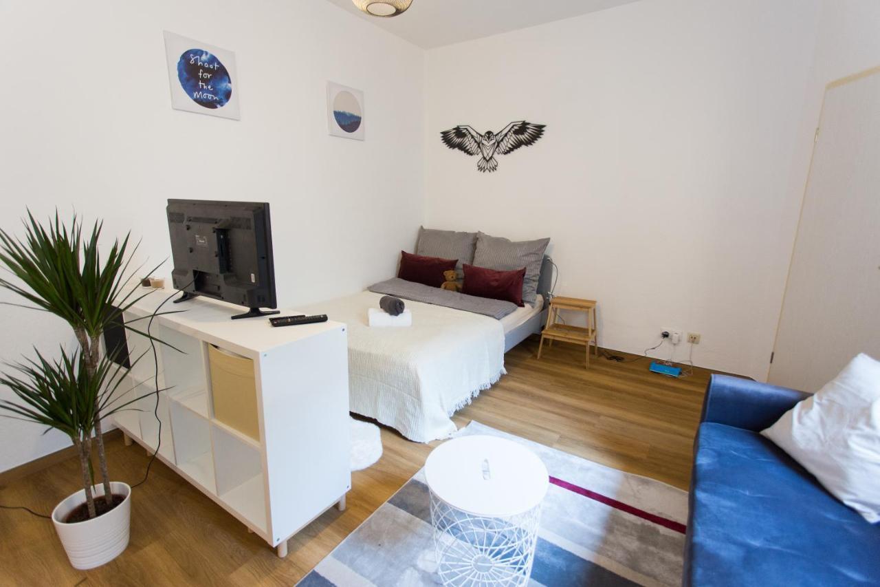 Fullhouse - Halle - T28 - Hawk Apartment Buitenkant foto