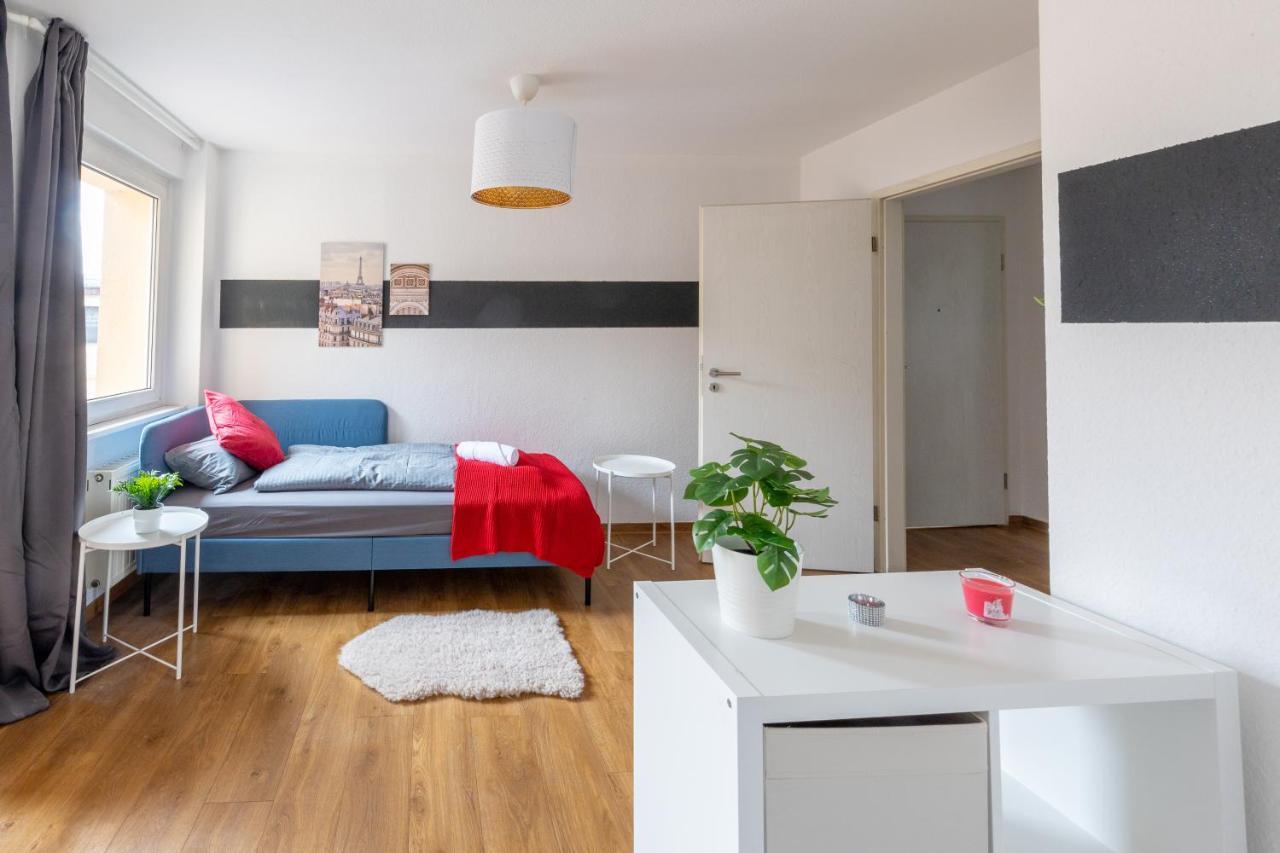 Fullhouse - Halle - T28 - Hawk Apartment Buitenkant foto