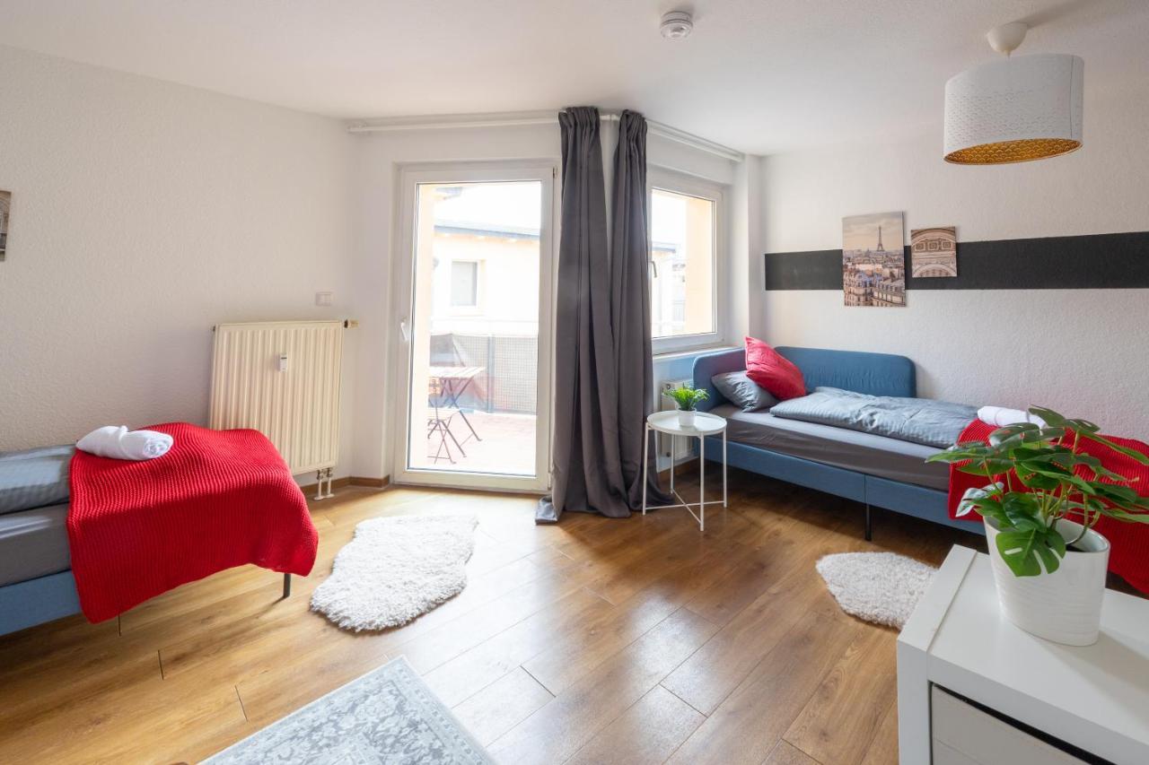 Fullhouse - Halle - T28 - Hawk Apartment Buitenkant foto