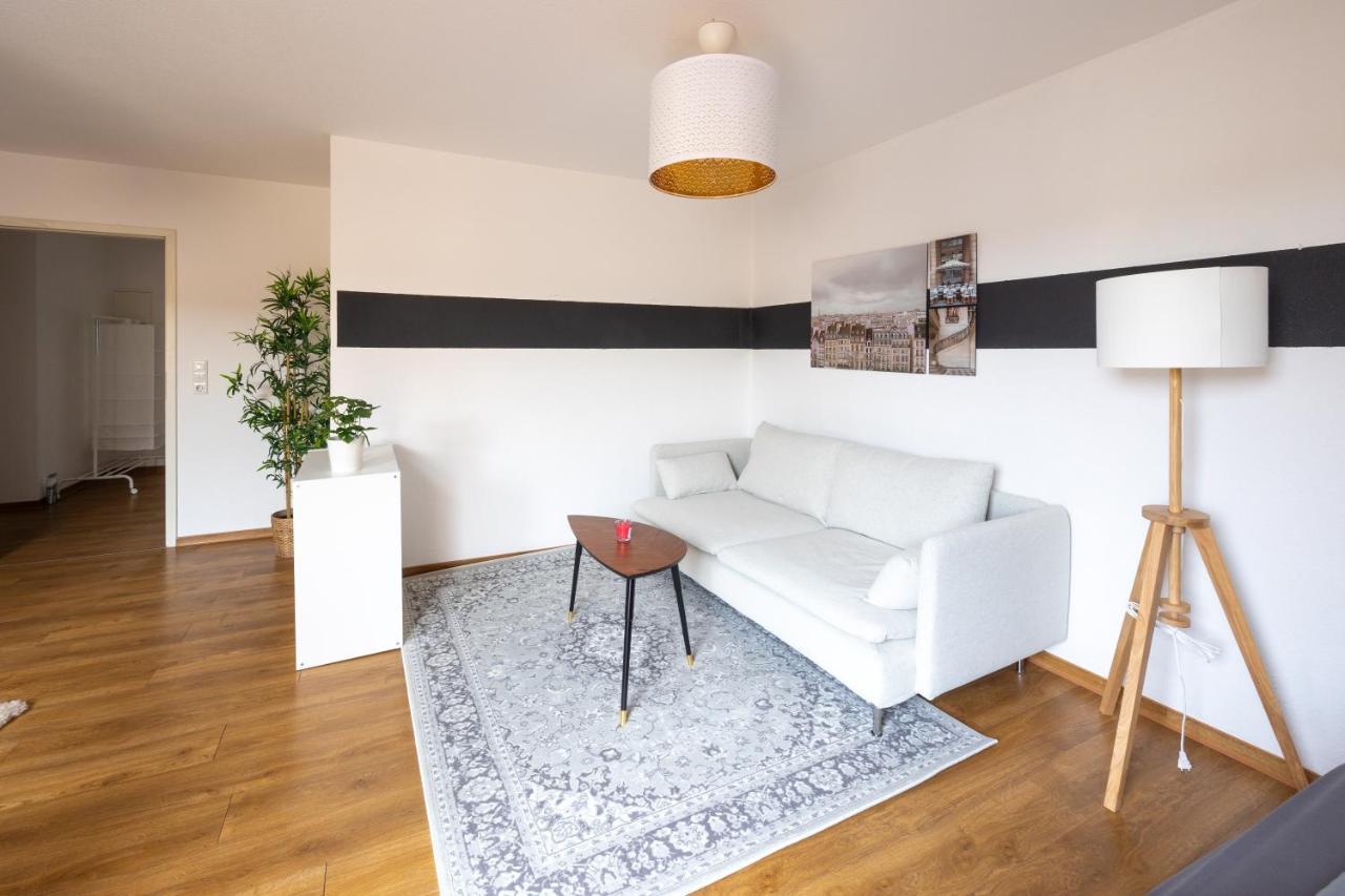 Fullhouse - Halle - T28 - Hawk Apartment Buitenkant foto